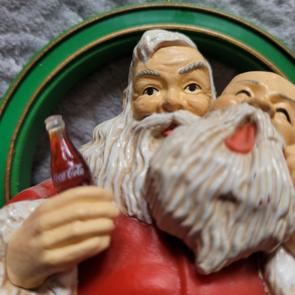 🎅Vintage 1993 COCA-COLA Santa Christmas Ornament - Picture 2 of 11